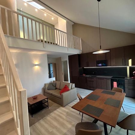 Charming Apartment لوبين المظهر الخارجي الصورة